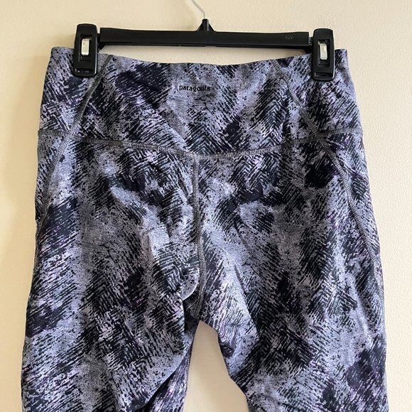 Patagonia Pattern Cropped Leggings Womens Size M Mid Rise Outdoor Workout Hiking - Picture 4 of 6